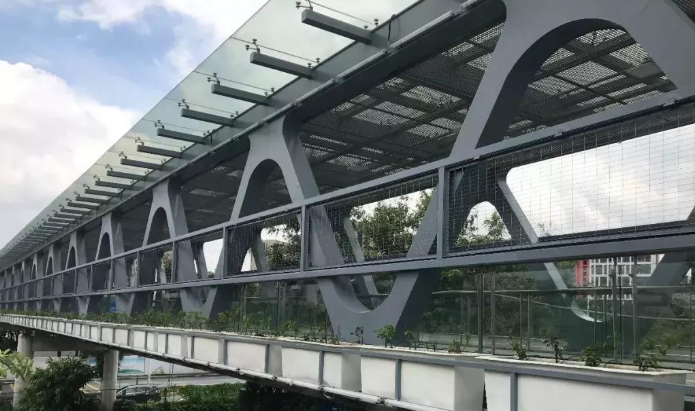 高平论管桁架结构工程弯管加工防锈处理的方法